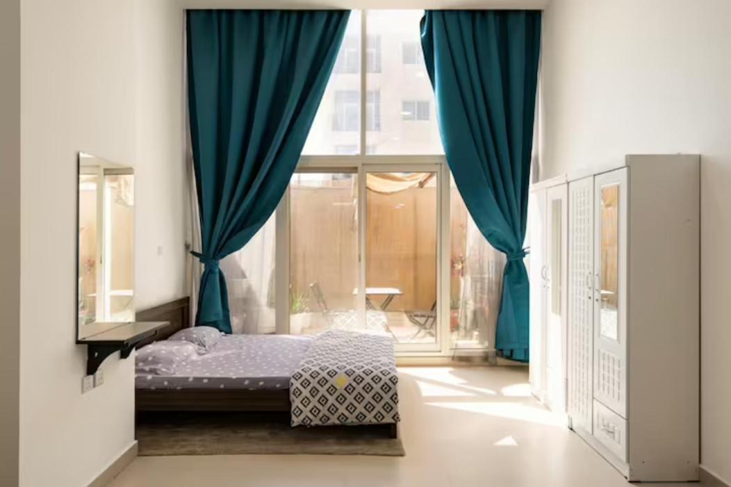 Modelux Tower 1 Appartement Dubai Buitenkant foto